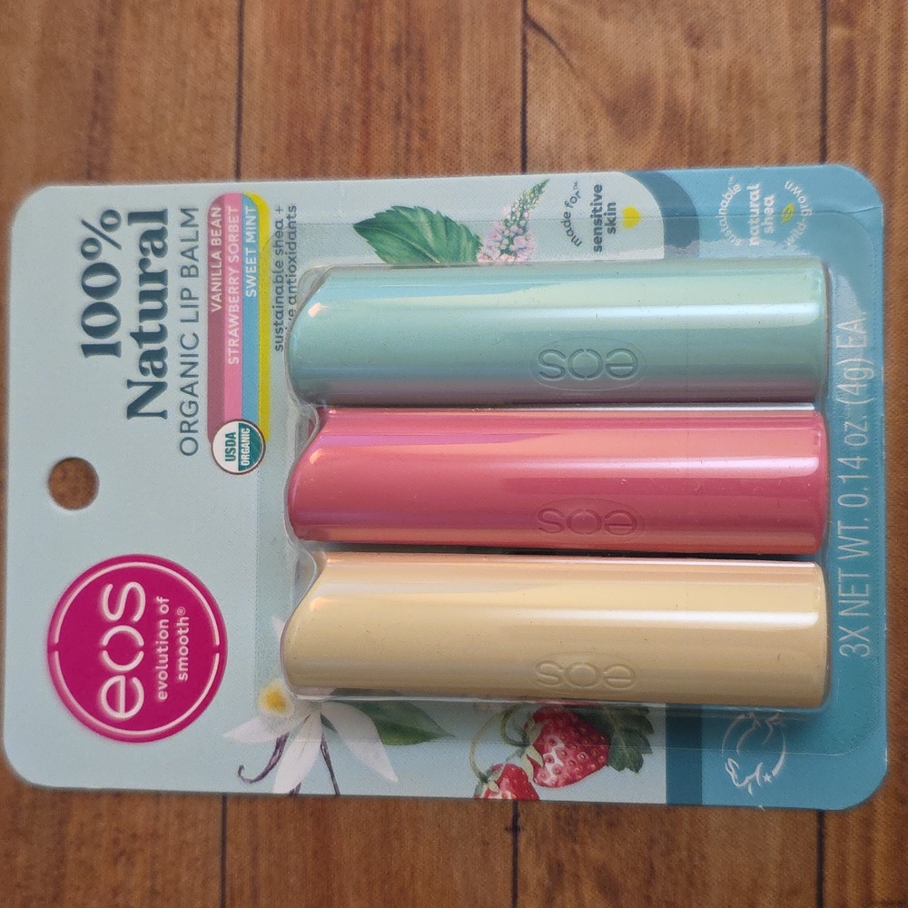 eos Organic Lip Balm Trio 3-Pack - Vanilla, Strawberry, Mint 100% Natural